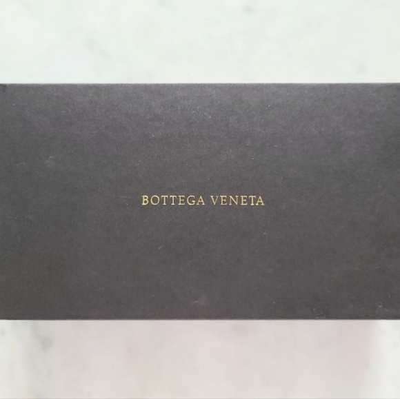 Bottega Veneta Rounded Cat-Eye Sunglasses, Brown | Bronze, NIB - Picture 6 of 16